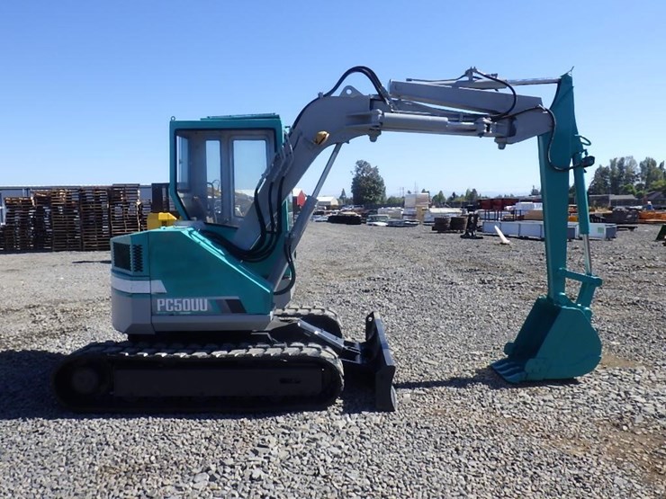 komatsu-pc50uu-1-image-3