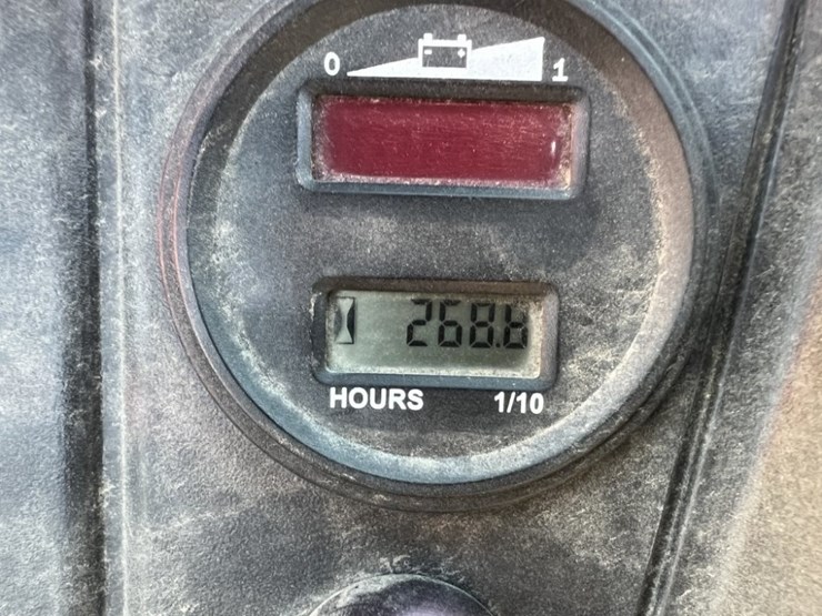 2011-polaris-ranger-ev-image-19