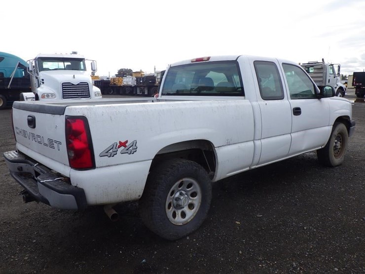 2007-chevrolet-1500-image-3