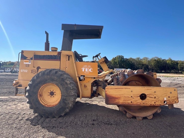 caterpillar-cp-563-image-5