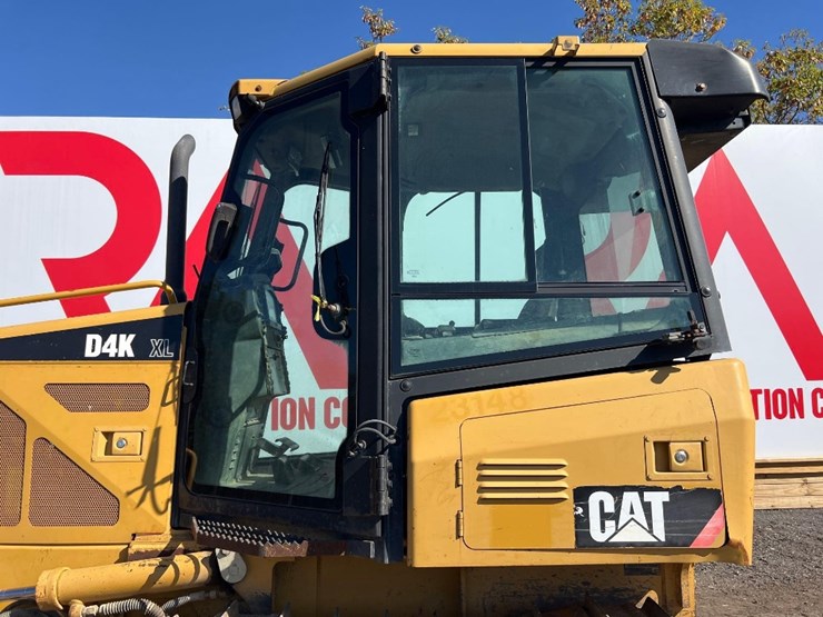 caterpillar-d4k-xl-image-30