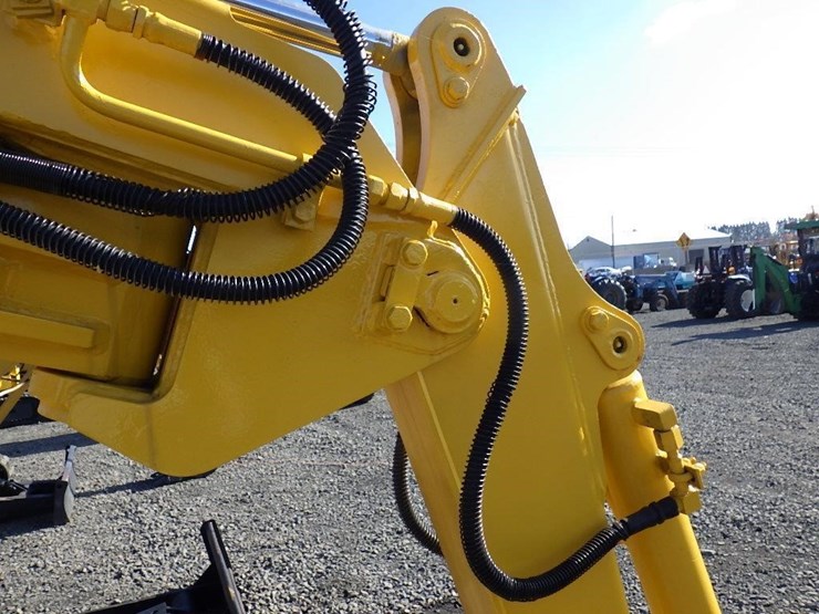 komatsu-pc28uu-image-19