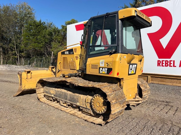 caterpillar-d5k2-lgp-image-2