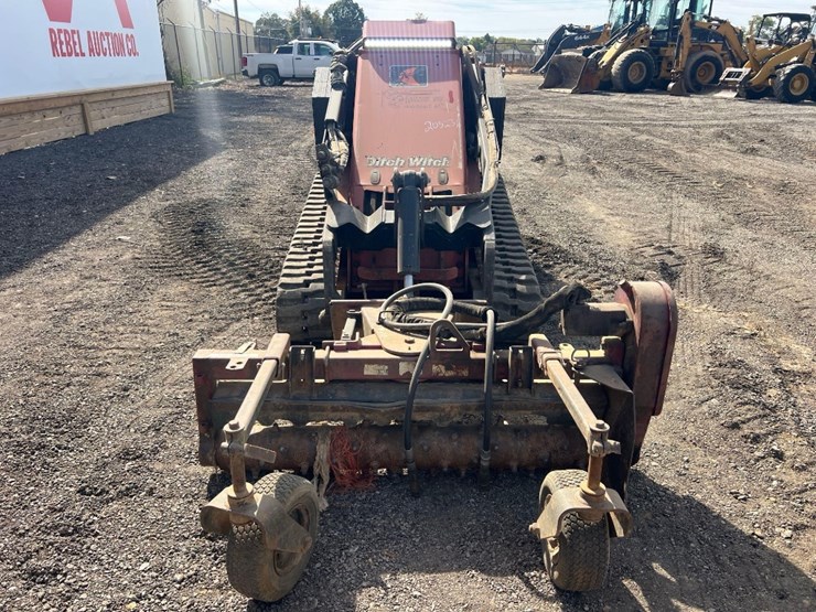 2019-ditch-witch-sk1550-image-7