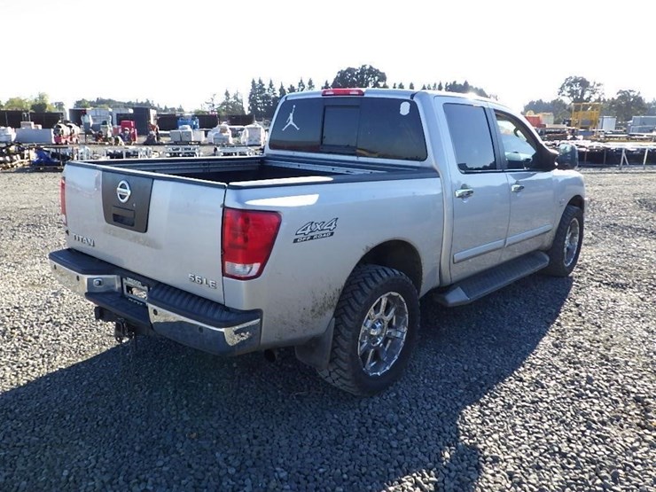 2004-nissan-titan-image-4