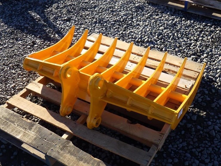 caterpillar-305-image-3
