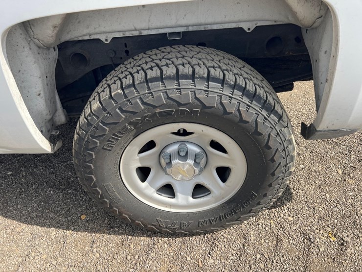 2019-chevrolet-silverado-image-16