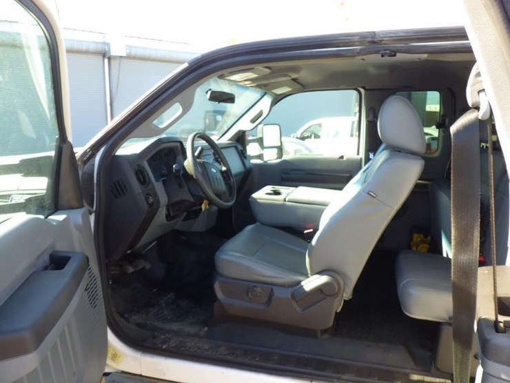 2015-ford-f350-image-5