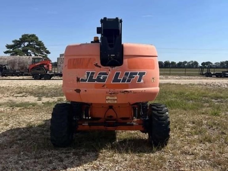 2013-jlg-600s-image-3