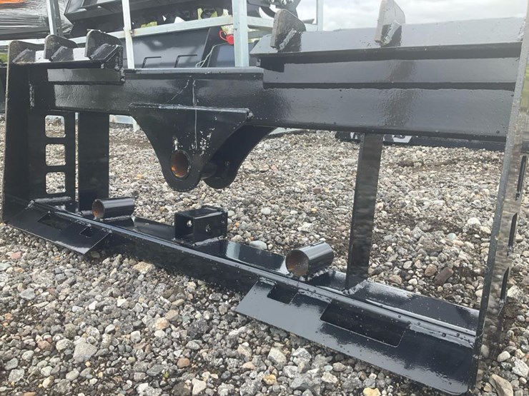 #1407-•-skid-steer-combo-carriage-image-5