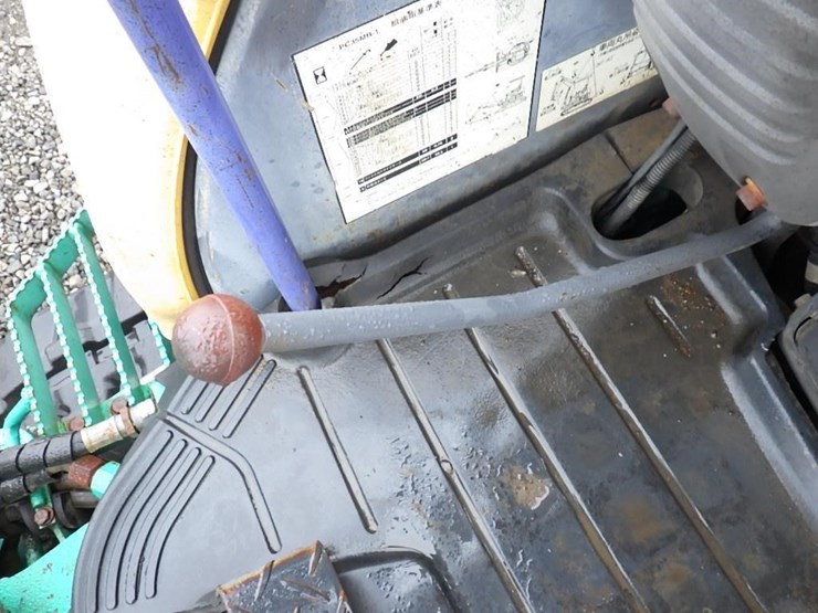 komatsu-pc35-image-38