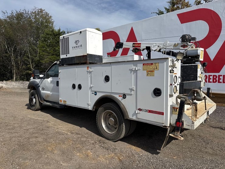 2016-ford-f550-xl-image-8