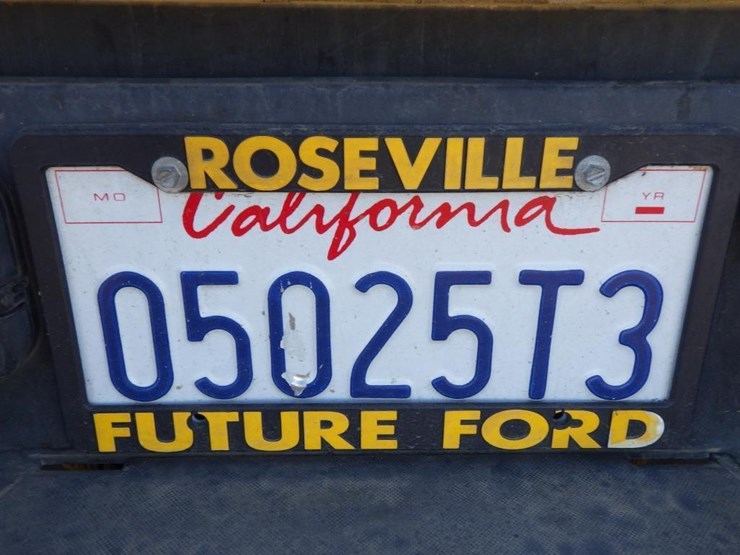 2022-ford-f250-image-17