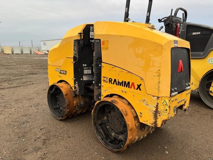 2018-rammax-1575-vibratory-roller-image-2