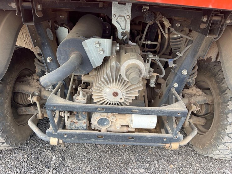 kubota-x1140-crew-rtv-image-17