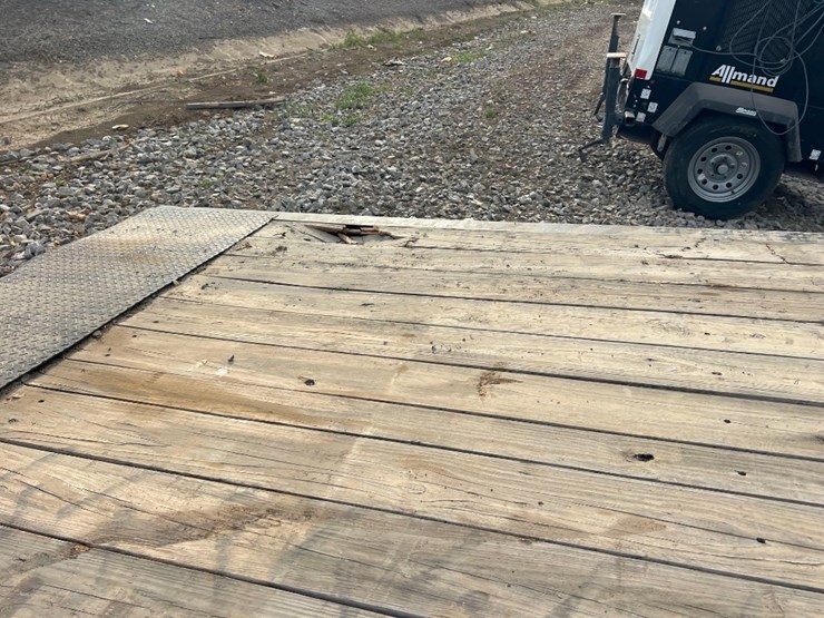 industrias-america-20'-loading-ramp-image-11