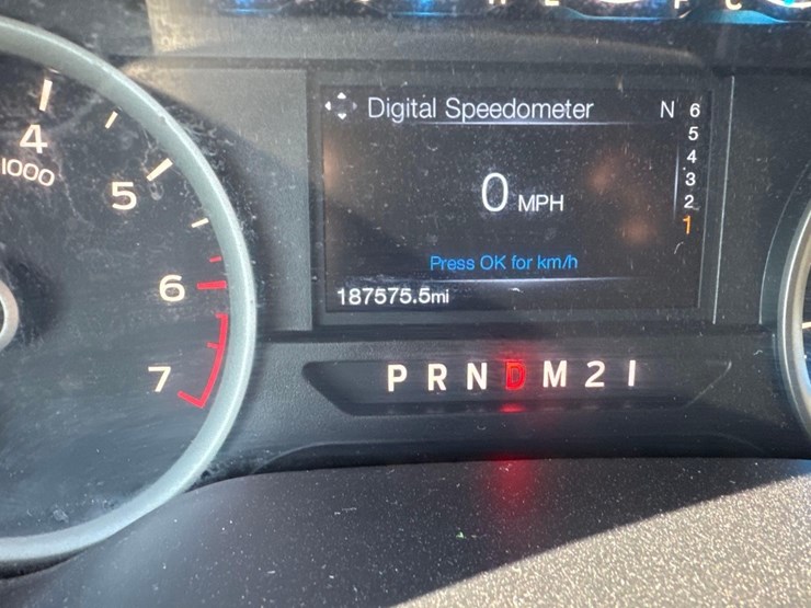 2017-ford-f150-xlt-image-27