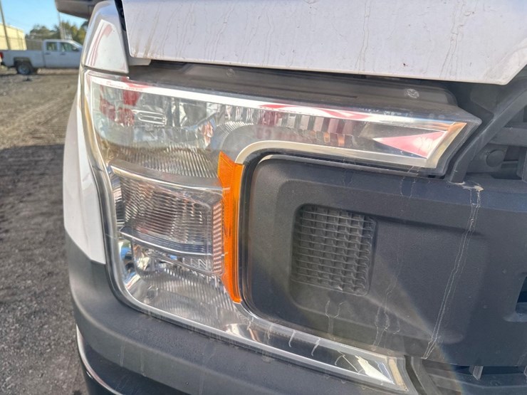 2018-ford-f150-xl-image-17