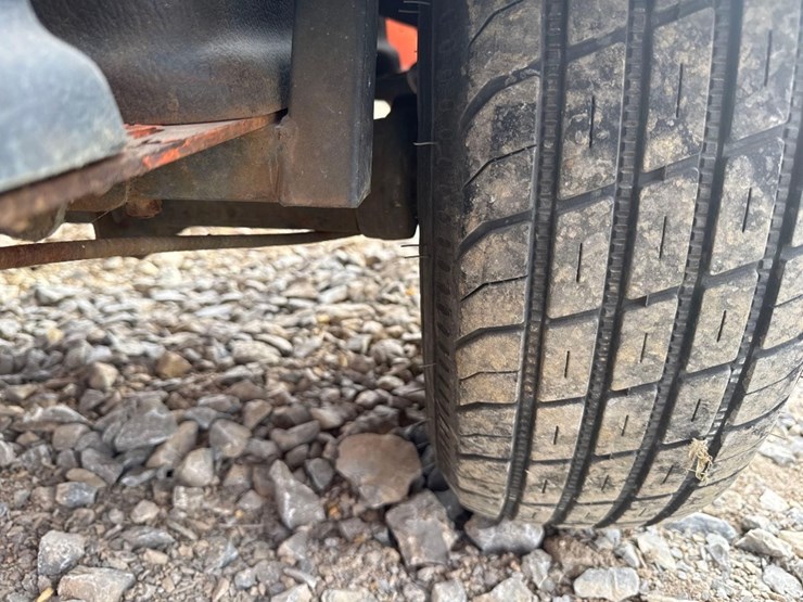 2017-jlg-t350-image-5