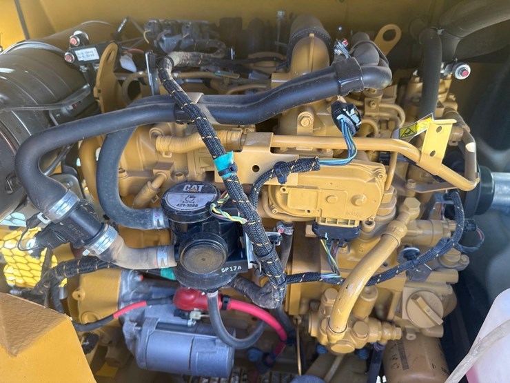 2024-caterpillar-306cr-image-17