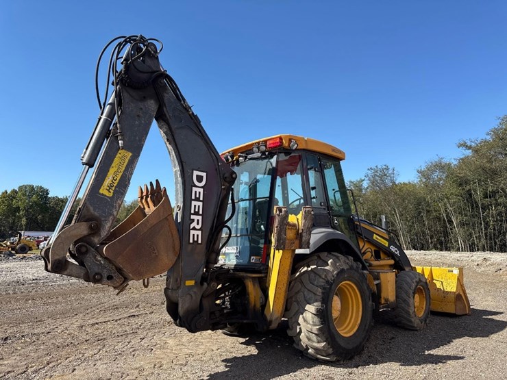 deere-410l-image-6