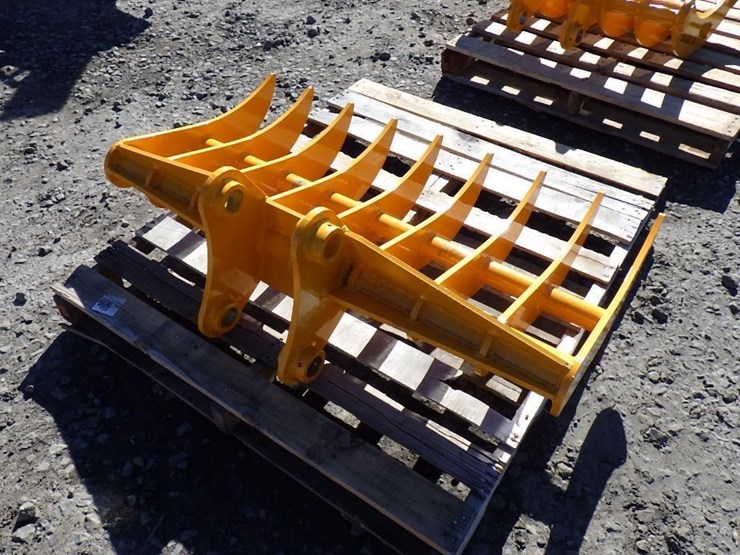 caterpillar-305-image-3