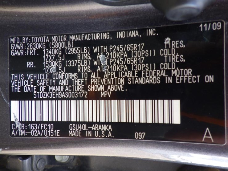 2010-toyota-highlander-image-16