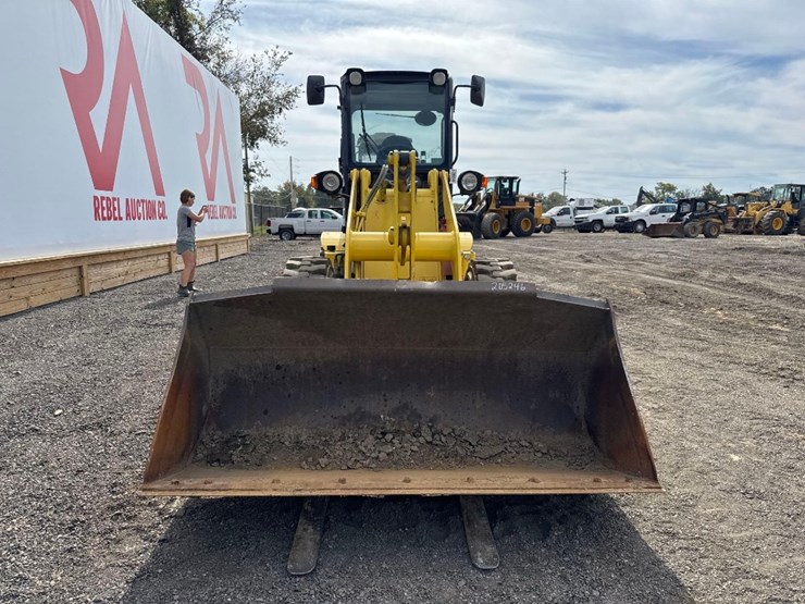 yanmar-v8-image-3