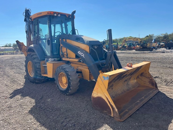 deere-410l-image-6