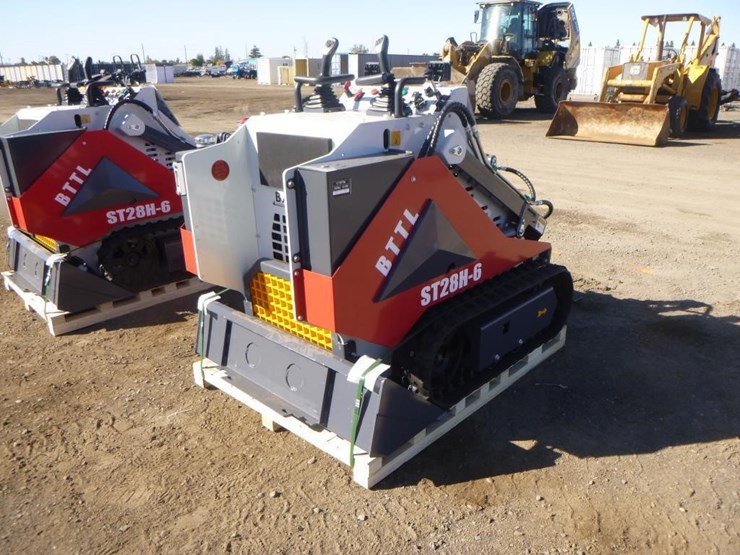 battler-st28h-6-skid-steer-track-loader-image-3