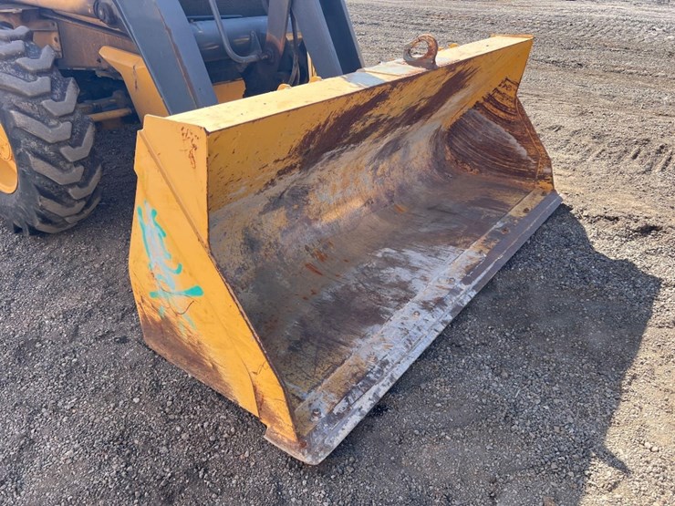 deere-410l-image-13