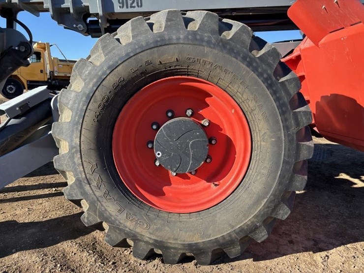 2019-skyjack-sj1056th-image-23