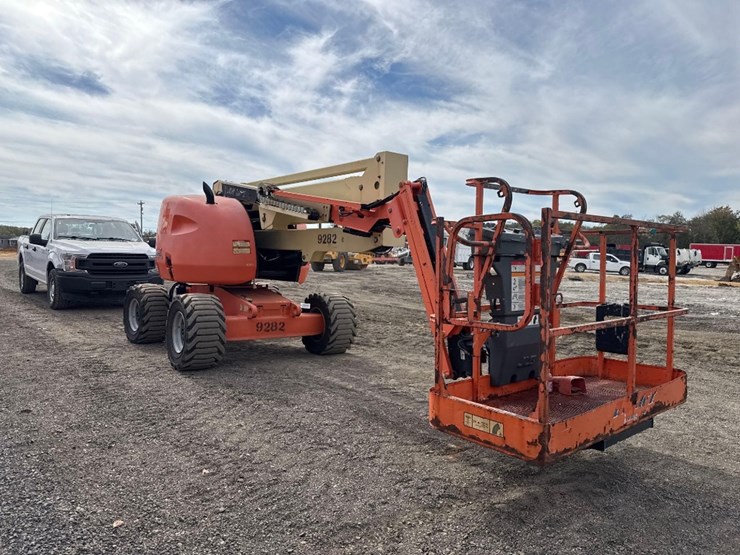 2008-jlg-450aj-image-4