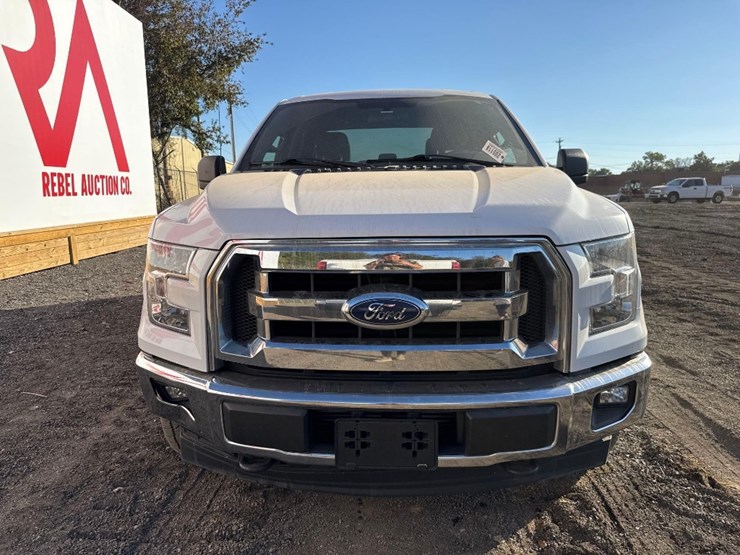 2017-ford-f150-xlt-image-3