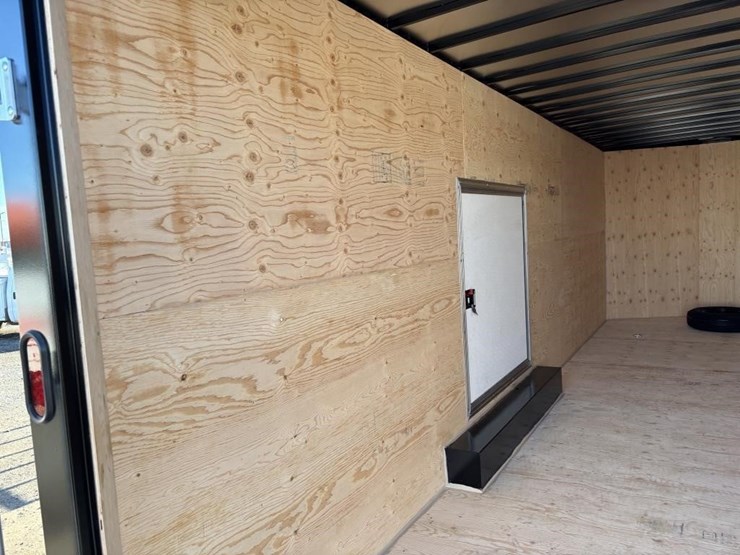 2026-southland-larct52-826v-86-enclosed-trailer-image-25