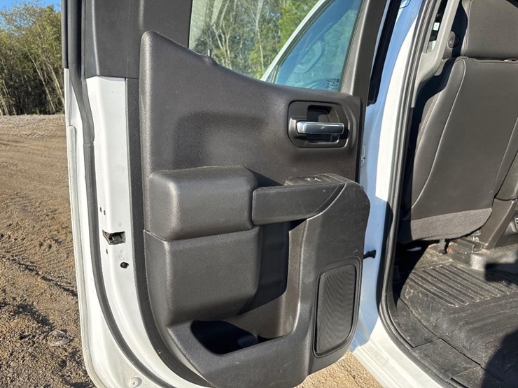 2020-chevrolet-silverado-image-20