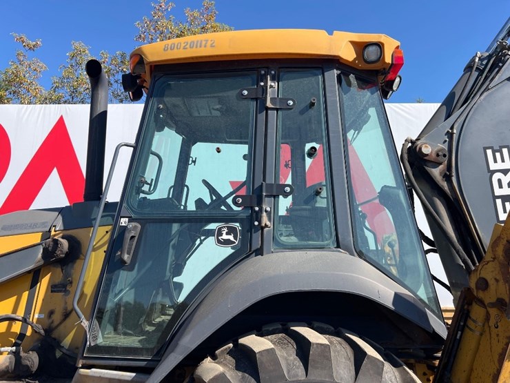 deere-410l-image-21