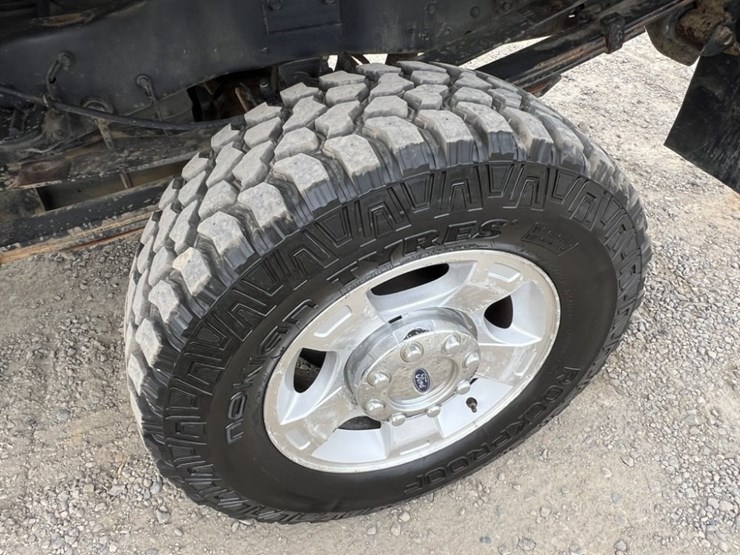 2010-ford-f350-xlt-image-10