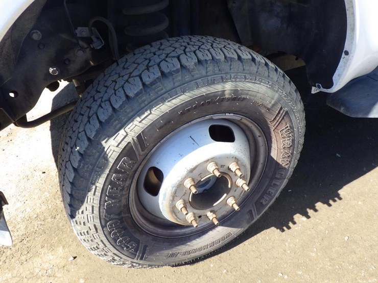 2015-ford-f350-image-13