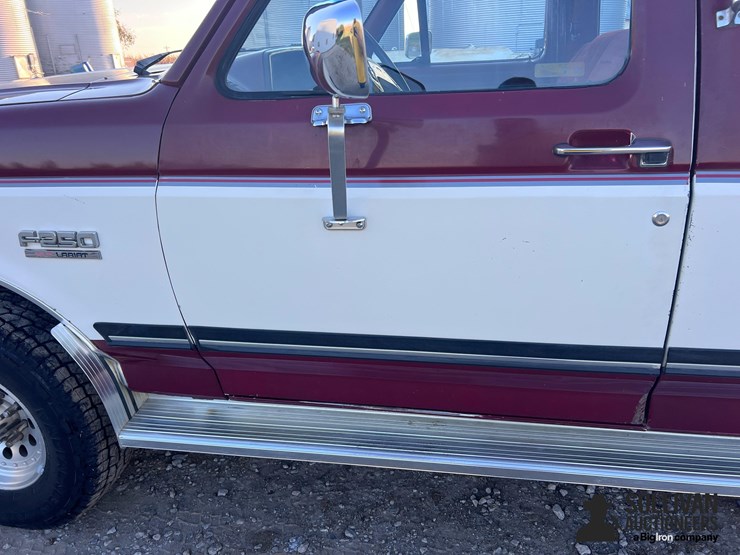 1989-ford-f250-xlt-lariat-image-13