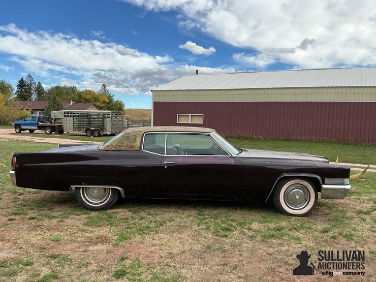 1970-cadillac-coupe-deville-image-4
