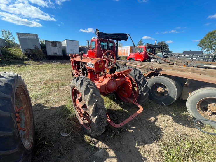 #228-•-mccormick-deering-f-20-farmall-tractor-(reedsville,-wi)-image-3