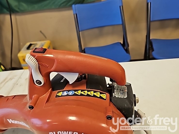 homelite-gas-2-cycle-handheld-blower-image-10