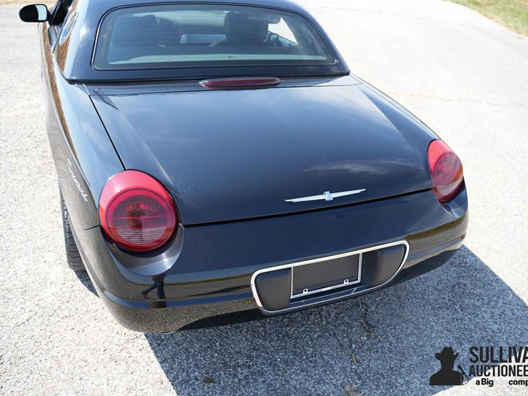 run-#129---2002-ford-thunderbird-convertible-image-18