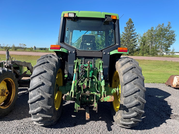 1993-john-deere-6200-image-4