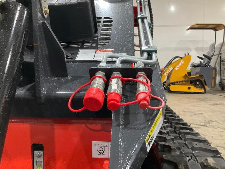 #1024-•-unused-ky380-mini-skid-steer-image-9