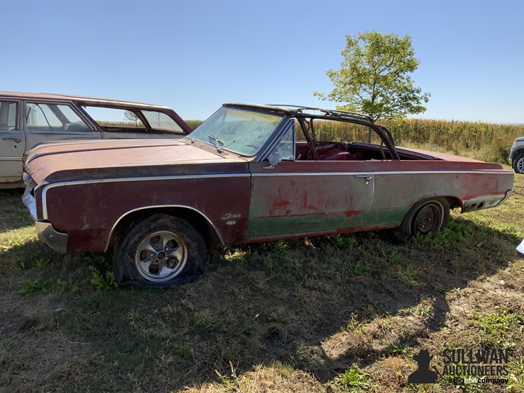 1964-oldsmobile-cutlass-f85-convertible-image-8