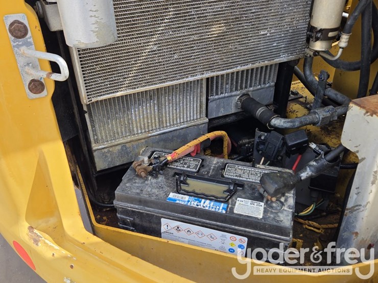 2014-caterpillar-307e2-image-48