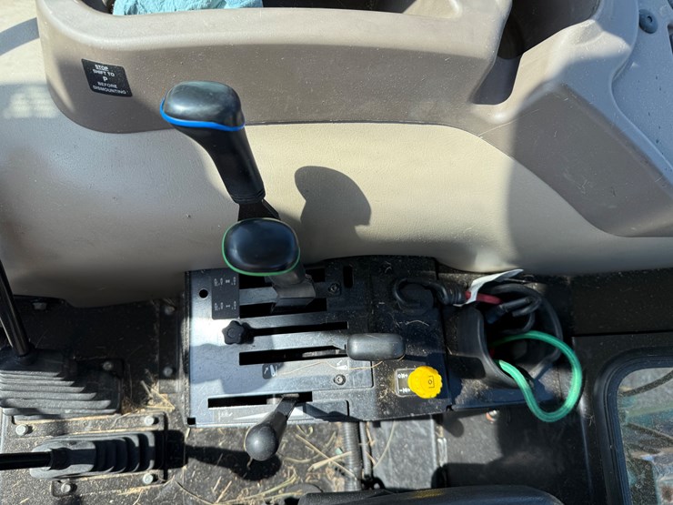 john-deere-5075e-image-30