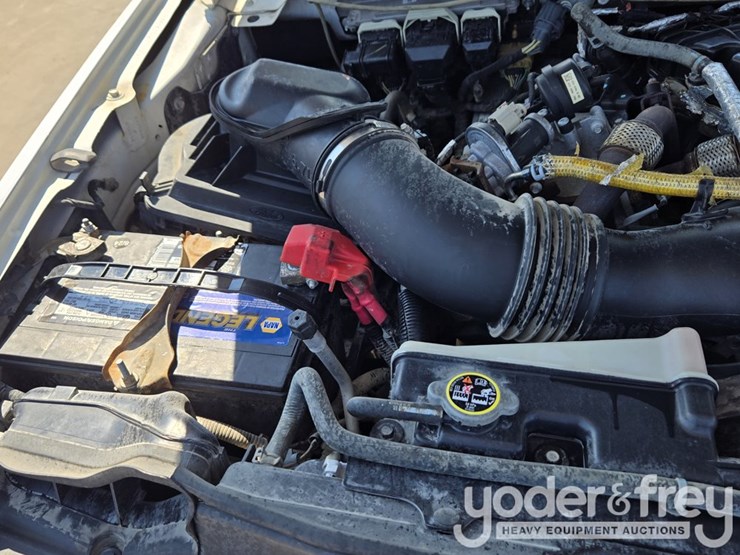 2017-ford-f550-image-81